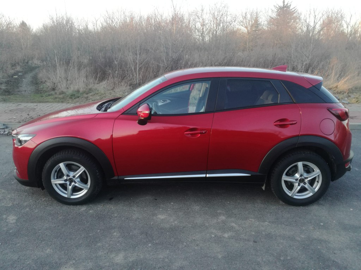 Mazda CX-3 czerwona — import Reno Cars
