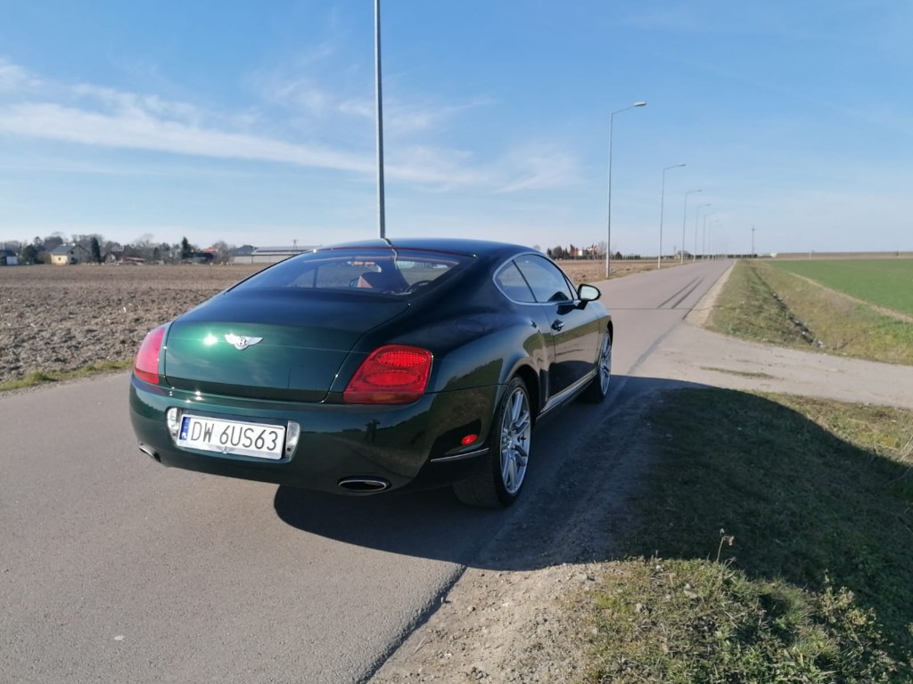Bentley Continental GT — zielony lakier po renowacji